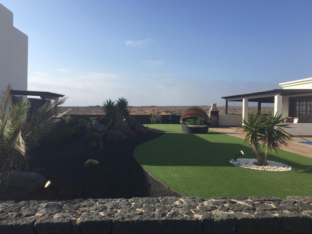 Luxury 3Bed Villa With Heated Private Pool, Full Sky And Free Wifi Playa Blanca  Zewnętrze zdjęcie